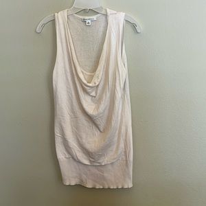 Banana republic sleeveless cream top for women